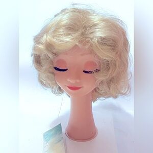 Paula Young Wig ALLURE A5510 A Loose Cutls Blonde Hair Wig